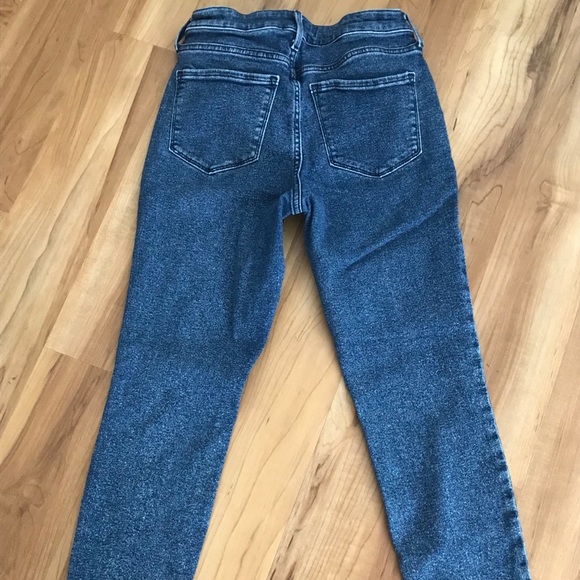 Old Navy Rockstar Jeans SZ 6 - Picture 2 of 5